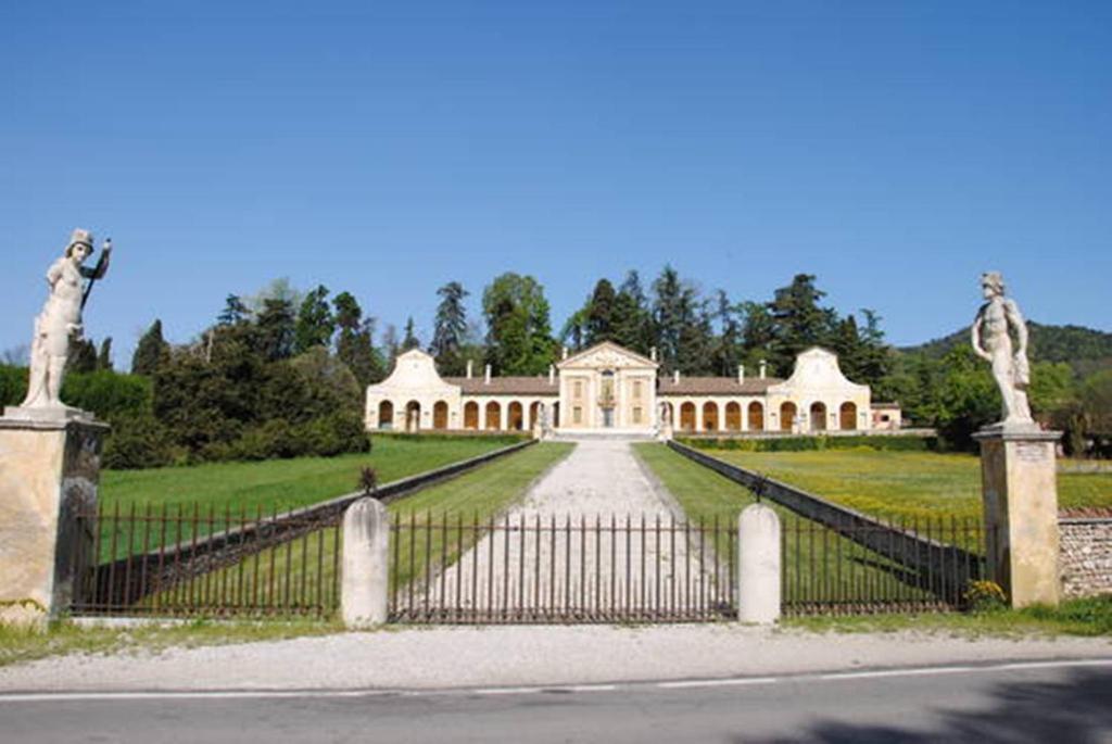 Agriturismo Melo In Fiore Con Camere E Colazioni Nella Zona Del Prosecco Docg Asolo Мазер Экстерьер фото